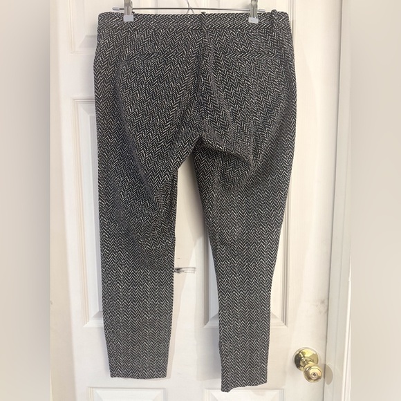 Gap Pants - Picture 2 of 3